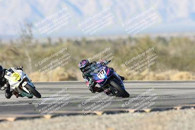 media/Dec-06-2025-CVMA (Sat) [[4a896cc04c]]/Race 9-500-400-350 Supersport/